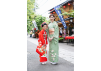 七五三　七歳女の子お母さんと一緒