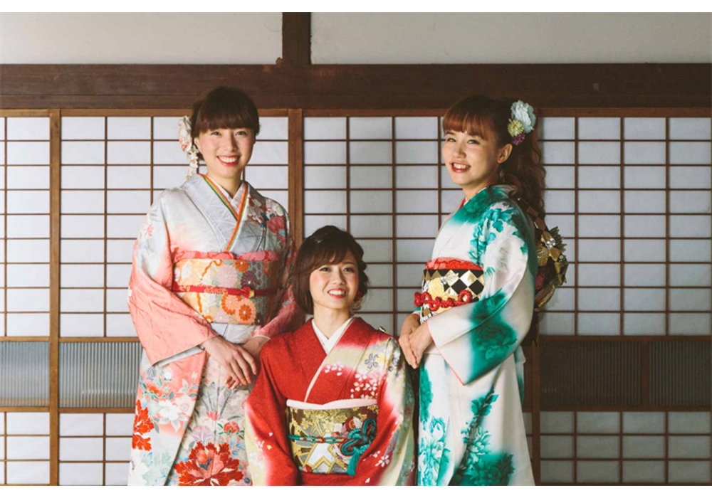 振袖　３人記念写真